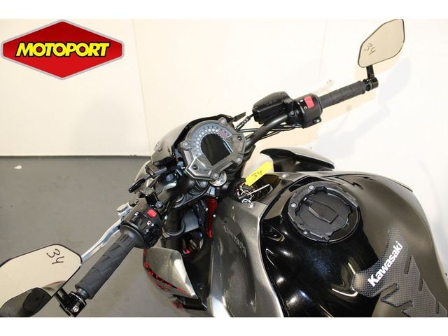 kawasaki - z900