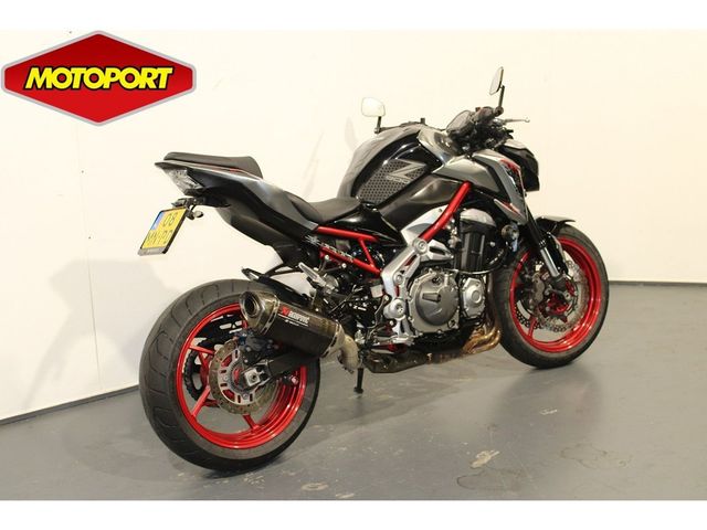 kawasaki - z900