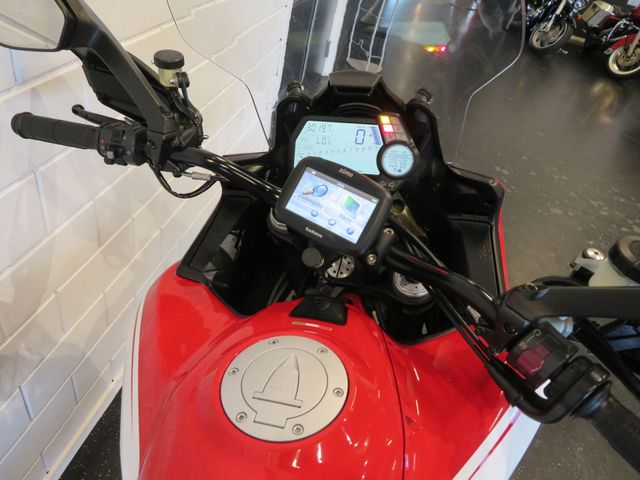 ducati - multistrada-1200-s-pikes-peak