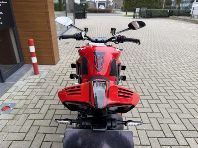 ducati - streetfighter-v4