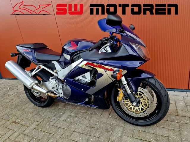 honda - cbr-900-rr-fireblade