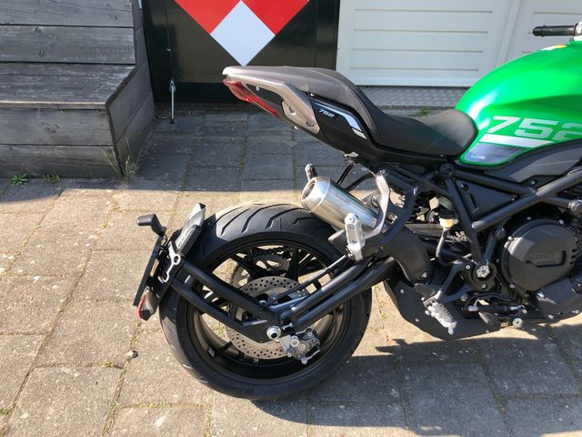 benelli - 752-s