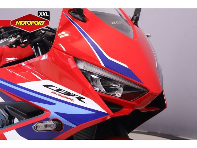 honda - cbr-650-r