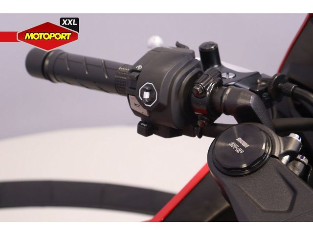 honda - cbr-650-r