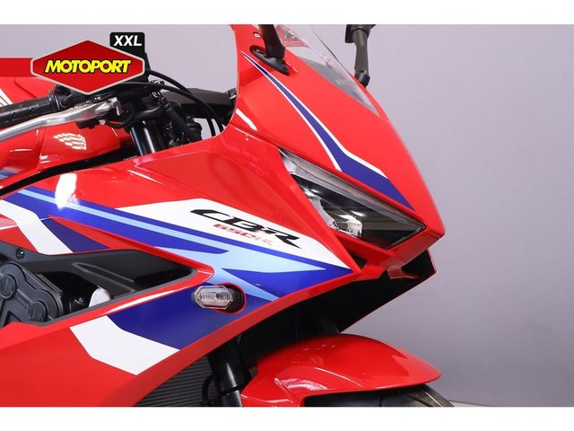 honda - cbr-650-r