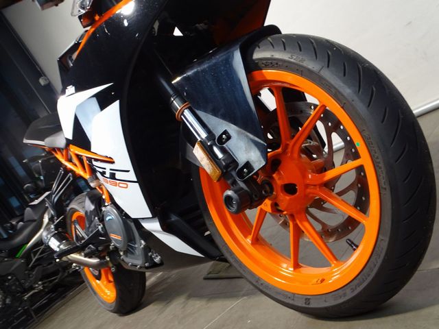ktm - rc-390