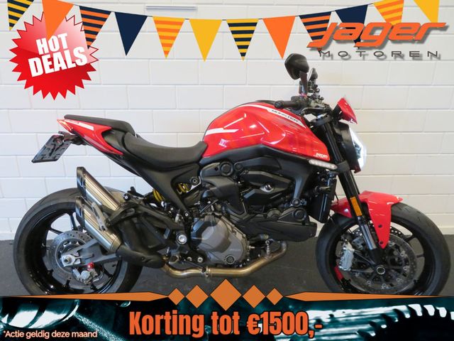 ducati - m-900-monster