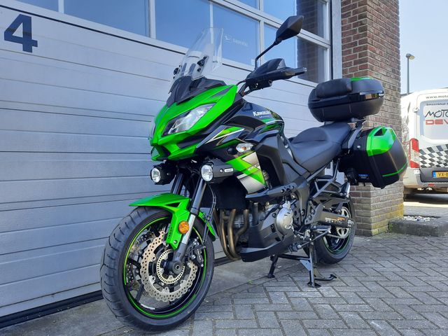 kawasaki - versys-1000-grand-tourer