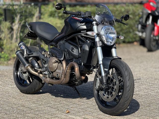 ducati - monster-821