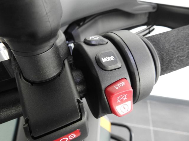 bmw - r-1300-gs-adventure