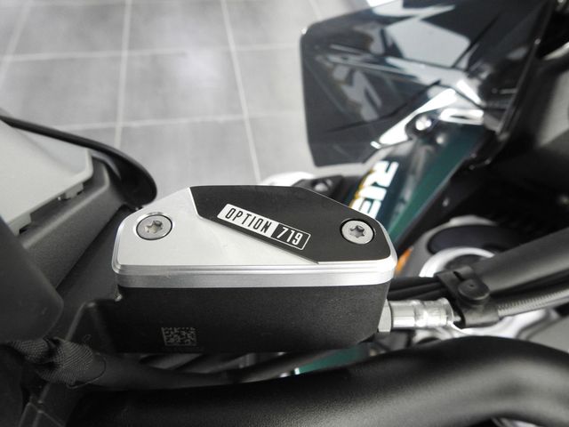 bmw - r-1300-gs-adventure