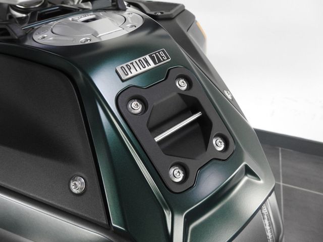 bmw - r-1300-gs-adventure