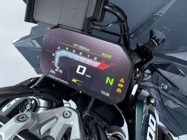 bmw - r-1300-gs-adventure