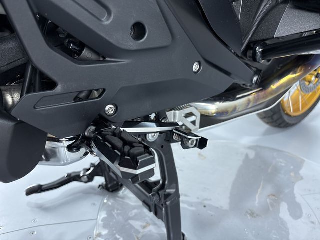 bmw - r-1300-gs-adventure