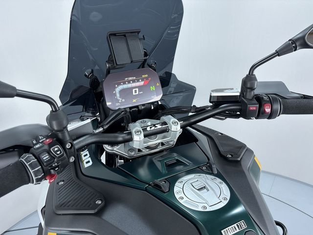 bmw - r-1300-gs-adventure