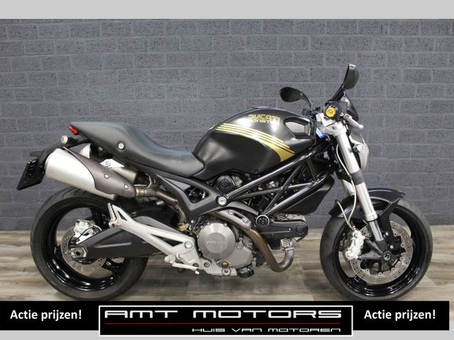 ducati - m-696