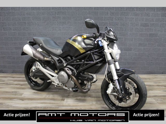 ducati - m-696