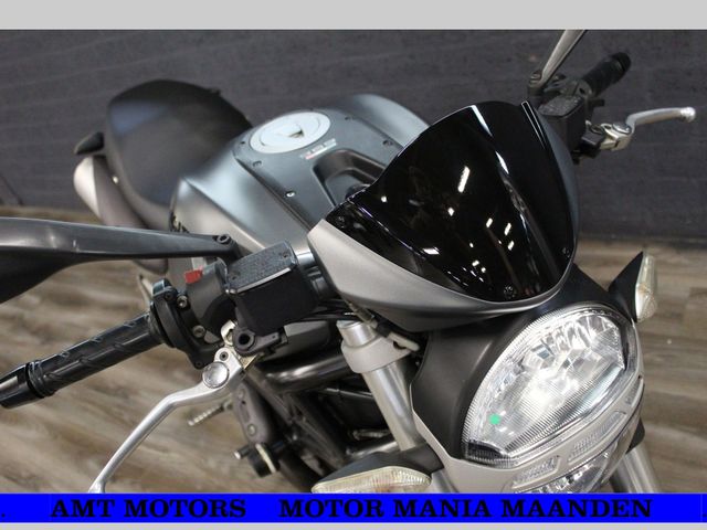 ducati - m-696