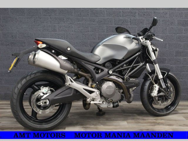 ducati - m-696