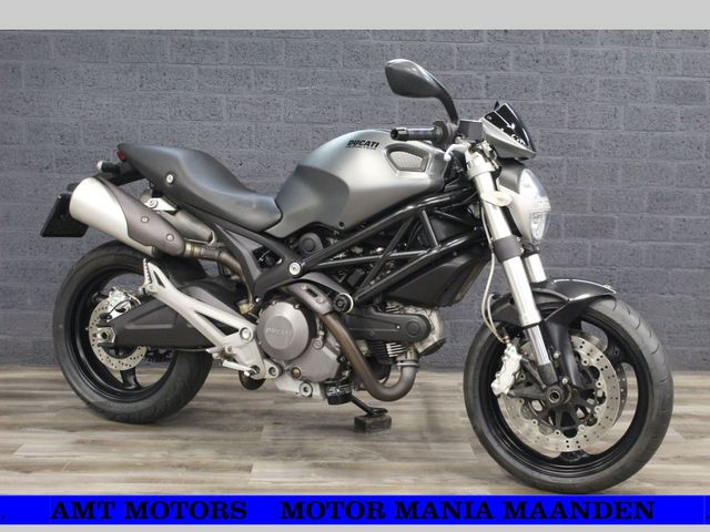 ducati - m-696