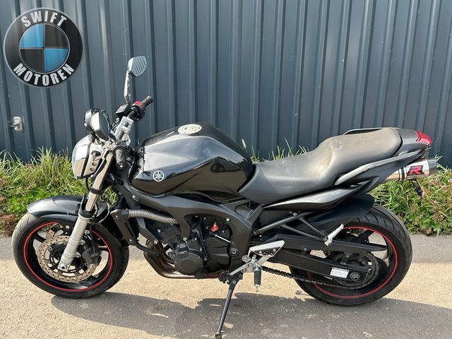 yamaha - fzs-600-fazer