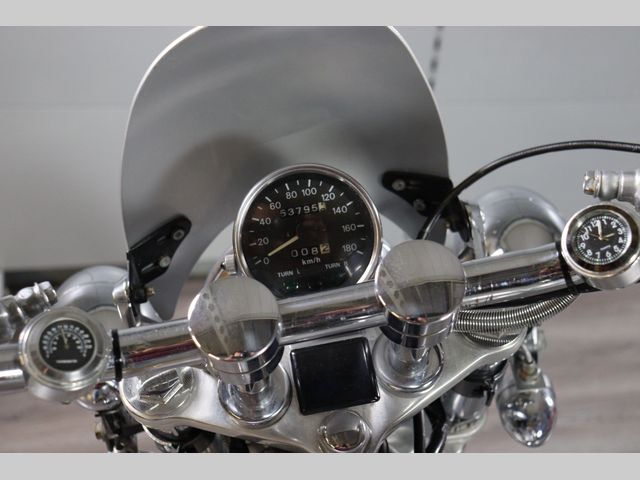 suzuki - vs-750-intruder