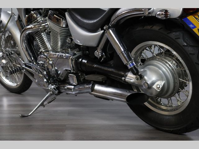 suzuki - vs-750-intruder