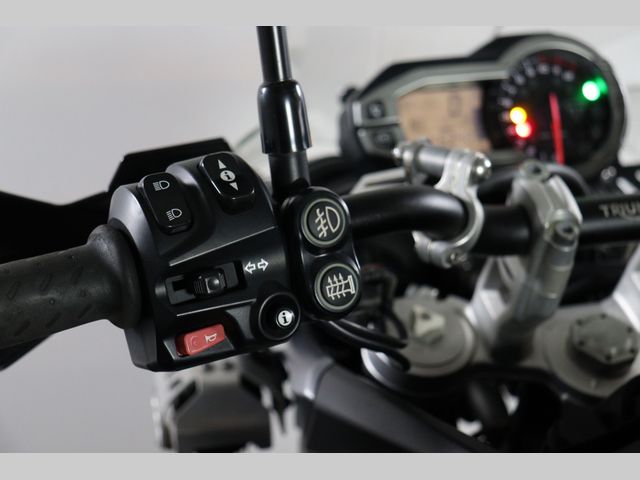 triumph - tiger-explorer-xca