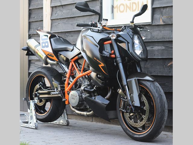 ktm - 990-super-duke-r