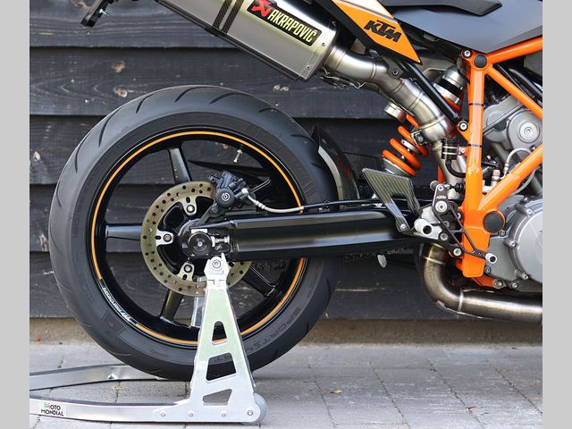 ktm - 990-super-duke-r