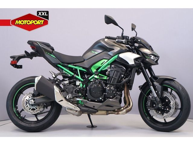 kawasaki - z900