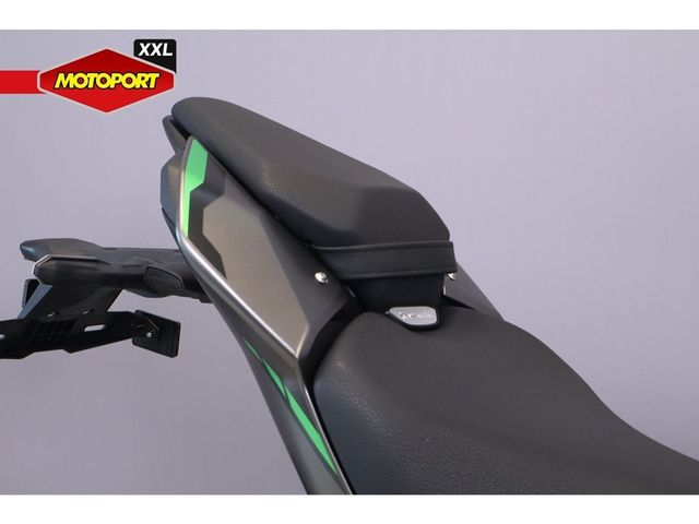 kawasaki - z900