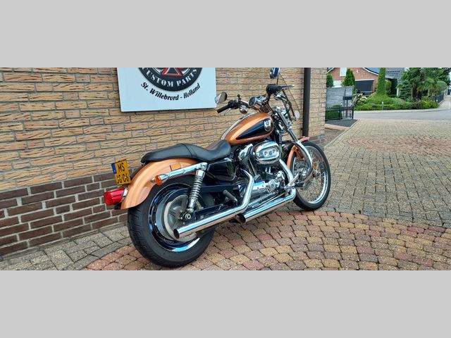 harley-davidson - sportster-1200-custom
