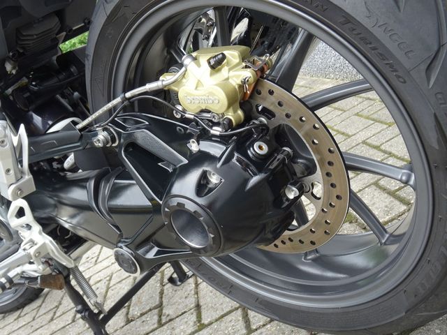 bmw - r-1200-r