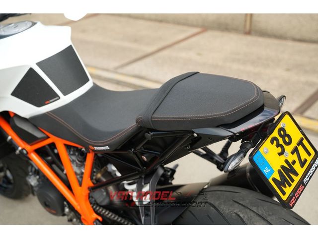 ktm - 1290-super-duke-r