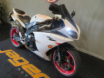 YAMAHA YZF R1 – foto 2