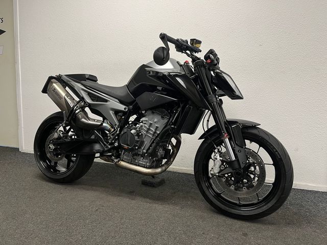 ktm - 790-duke