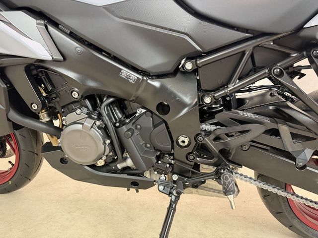 suzuki - gsx-s-1000-gx
