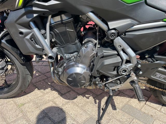 kawasaki - z650-abs