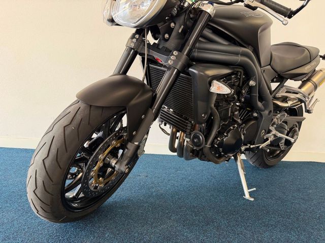 triumph - speed-triple-1050