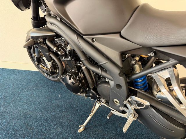 triumph - speed-triple-1050