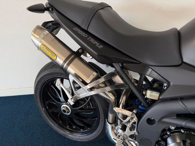 triumph - speed-triple-1050
