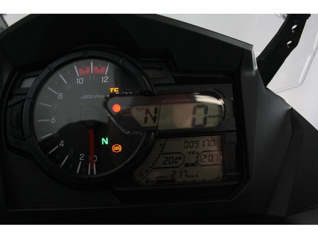 suzuki - v-strom-650-a
