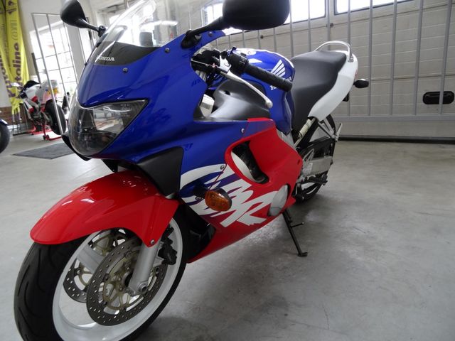 honda - cbr-600-f