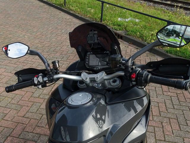 ducati - multistrada-v2-s