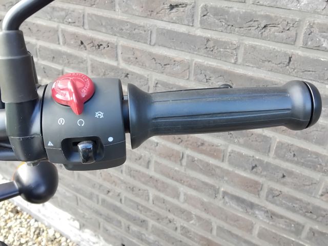 royal-enfield - hntr-350