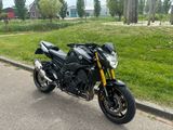 YAMAHA FZ 8 FAZER