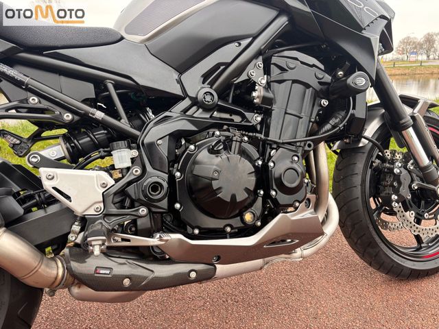 kawasaki - z900
