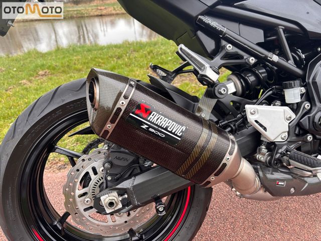 kawasaki - z900
