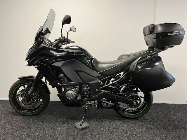 kawasaki - versys-1000-grand-tourer